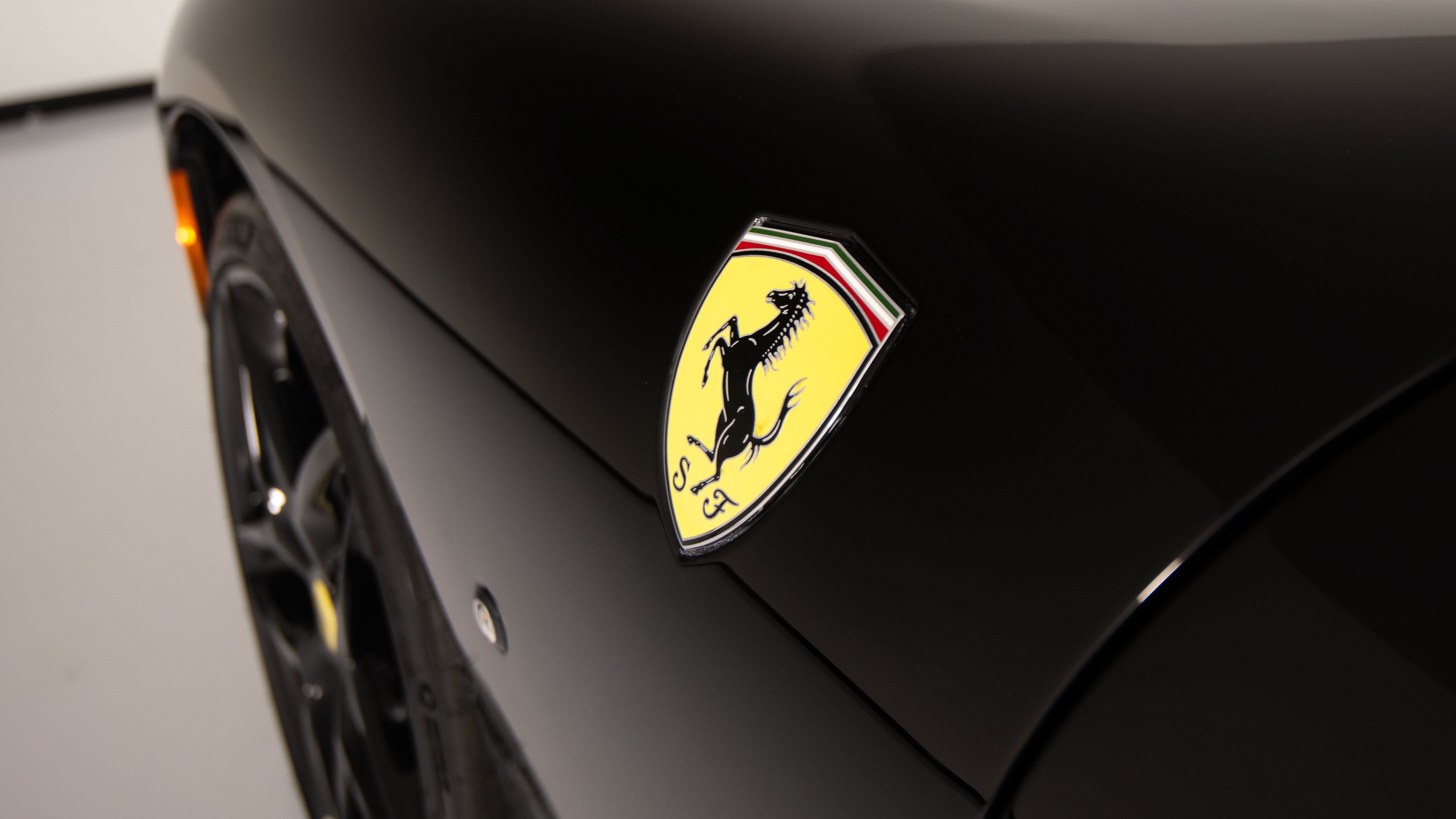 Used 2026 Ferrari Roma Spider RWD image 10
