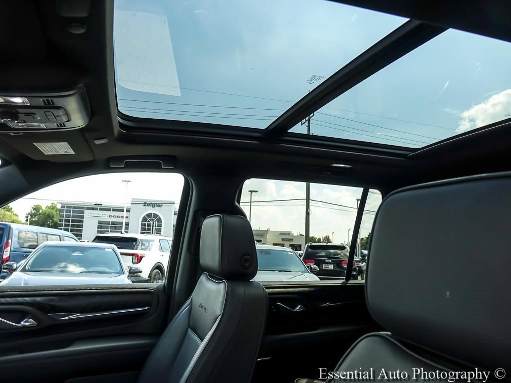 Certified 2024 GMC Yukon Denali AWD/4WD image 12