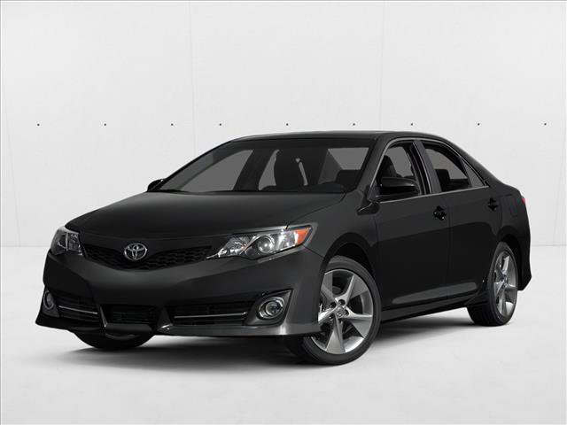 Used 2014 Toyota Camry SE