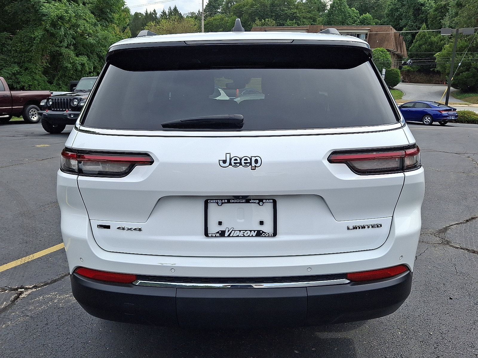 Certified 2022 Jeep Grand Cherokee L Limited image 6