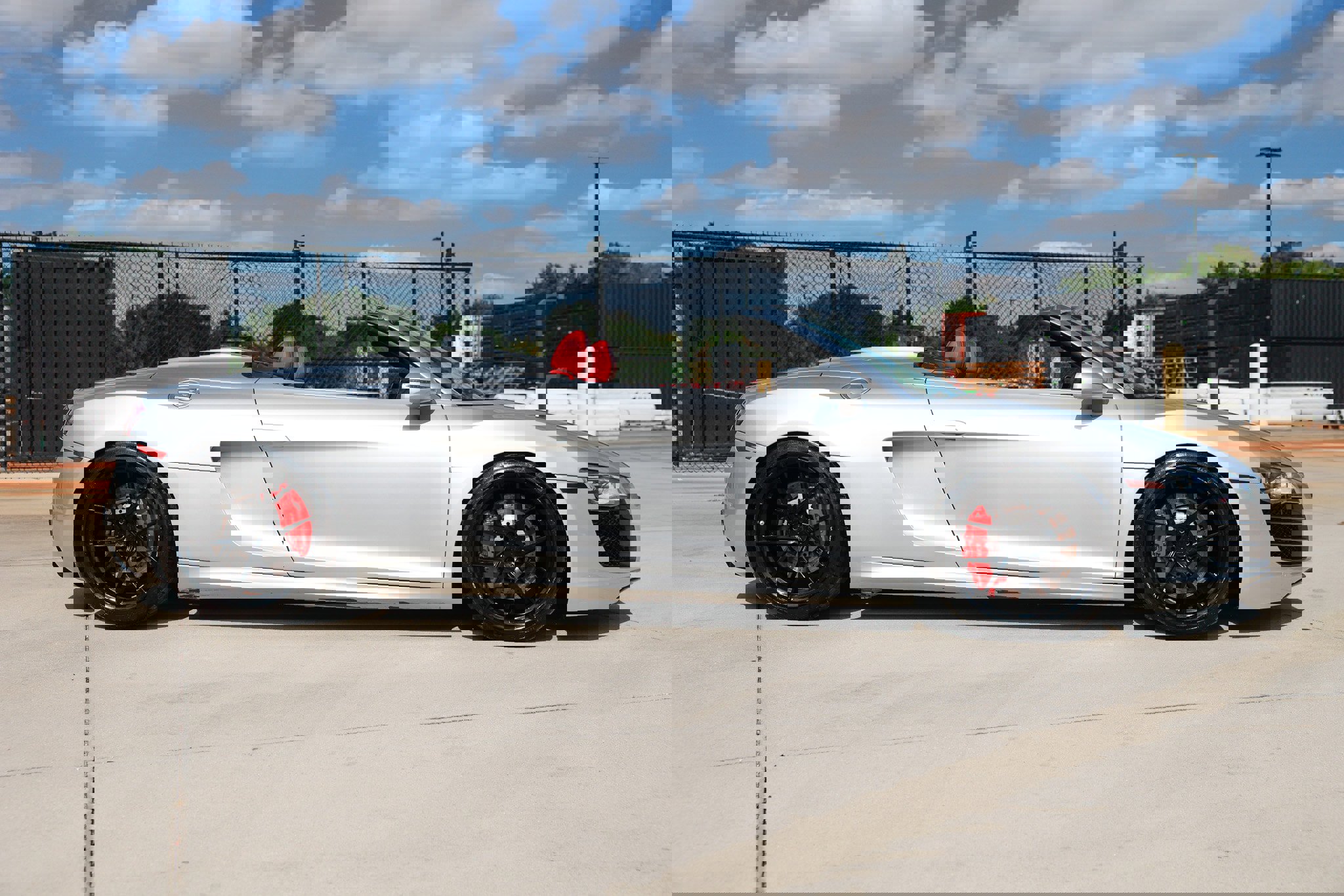 Used 2011 Audi R8 V10 image 18