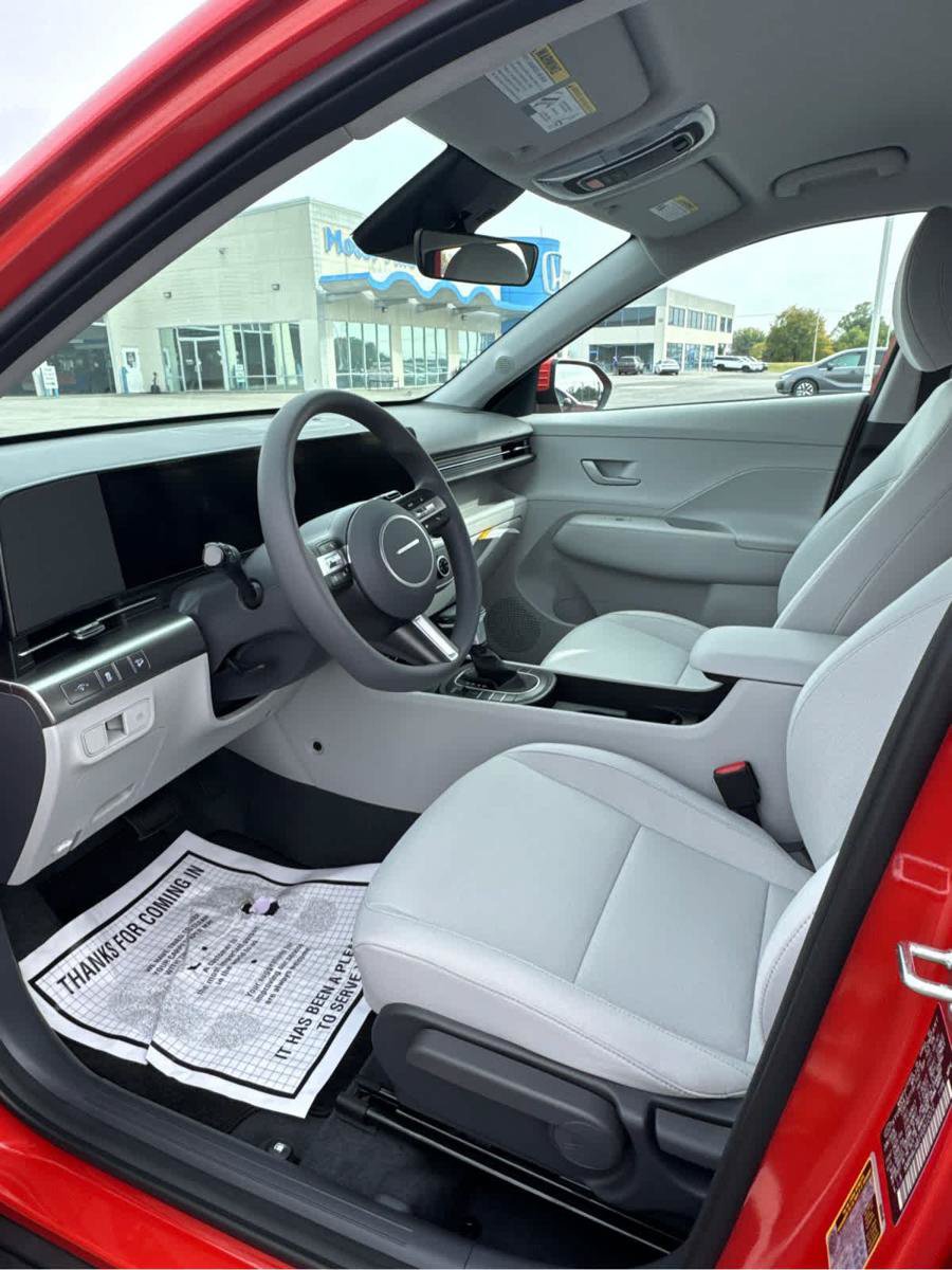 New 2027 Hyundai Kona SE AWD/4WD image 21