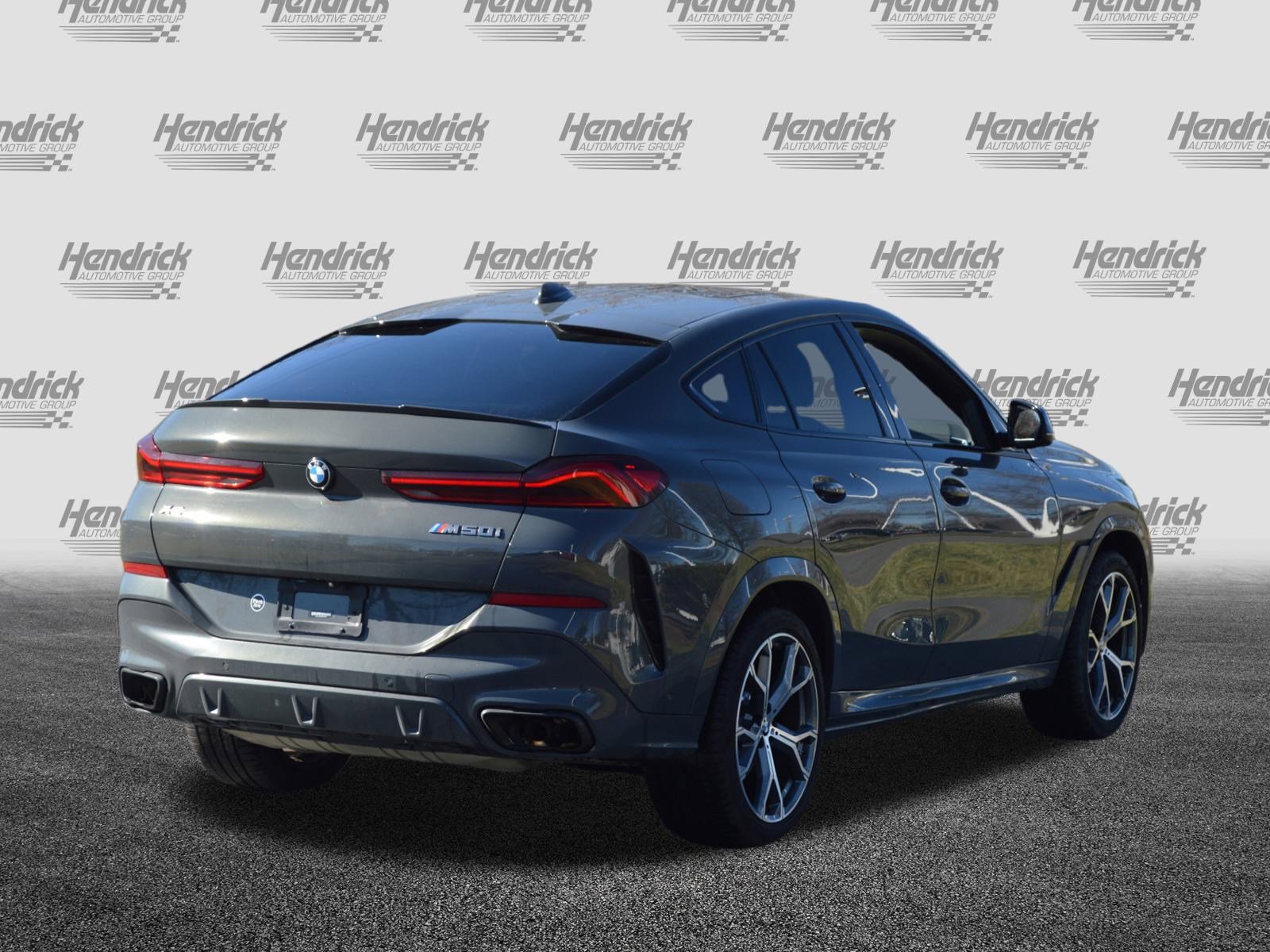 Used 2021 BMW X6 M50i w/ Premium Package image 10