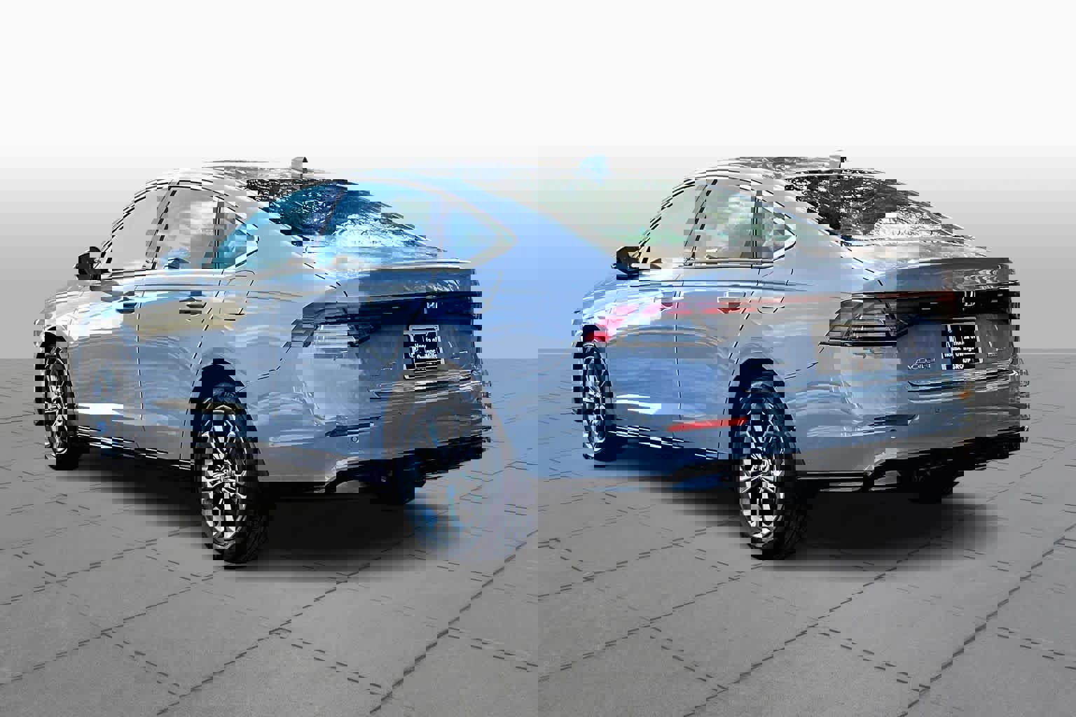 Used 2024 Honda Accord EX-L image 12