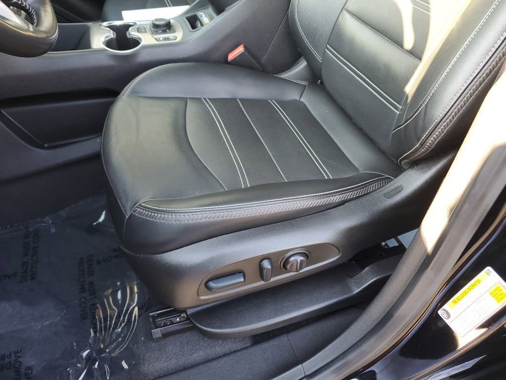 Certified 2022 GMC Terrain Denali w/ Denali Premium Package image 13