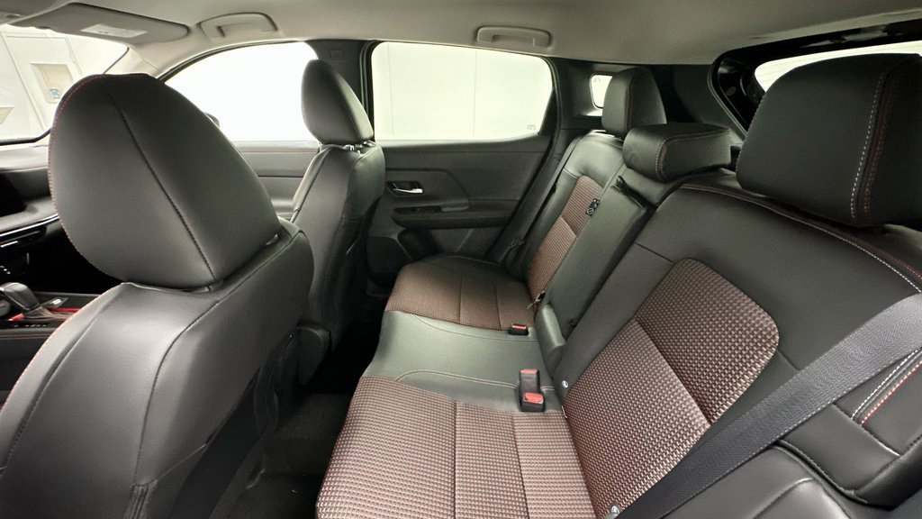 New 2025 Nissan Kicks SR w/ SR Premium Package image 10