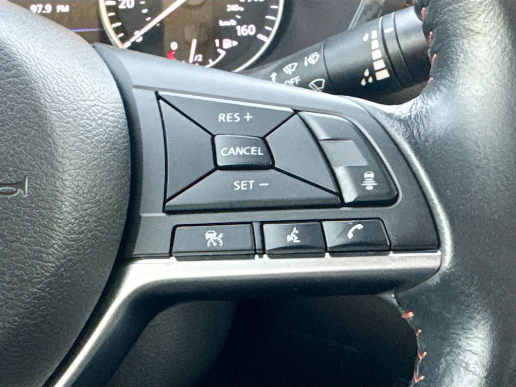 Used 2024 Nissan Sentra SR image 11