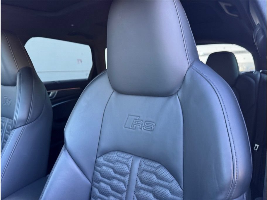 Used 2022 Audi RS 6 AWD/4WD image 23