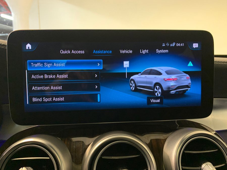 Used 2022 Mercedes-Benz GLC 300 4MATIC Coupe image 47