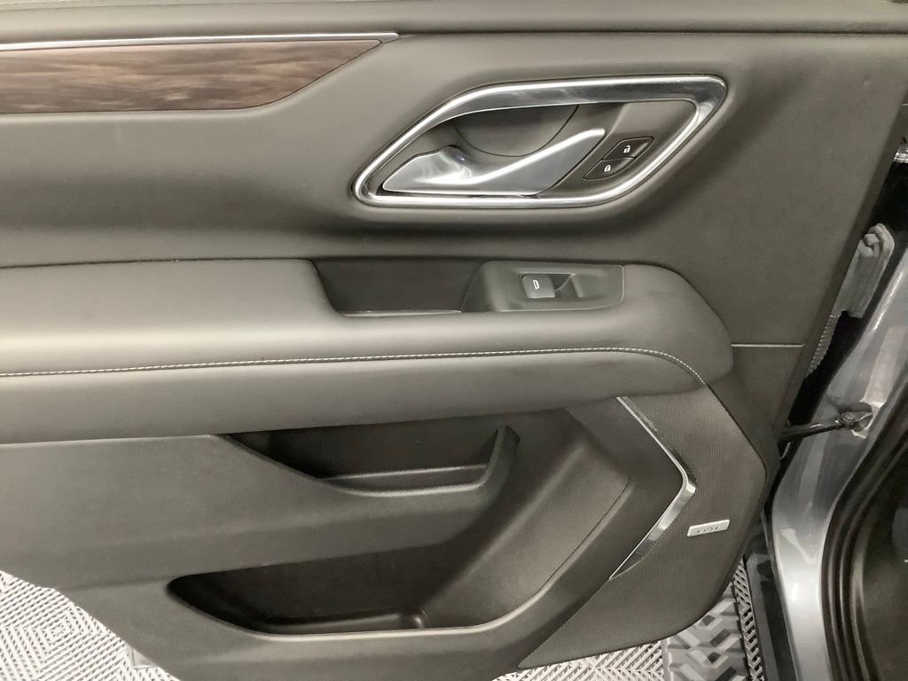 Used 2022 Chevrolet Tahoe Z71 w/ Z71 Off-Road Package image 5