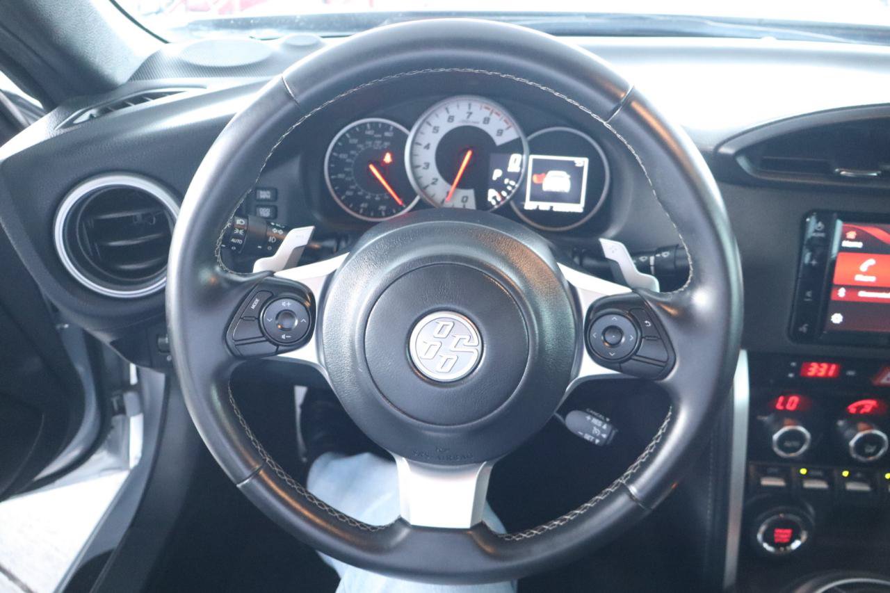 Used 2020 Toyota 86 RWD image 21