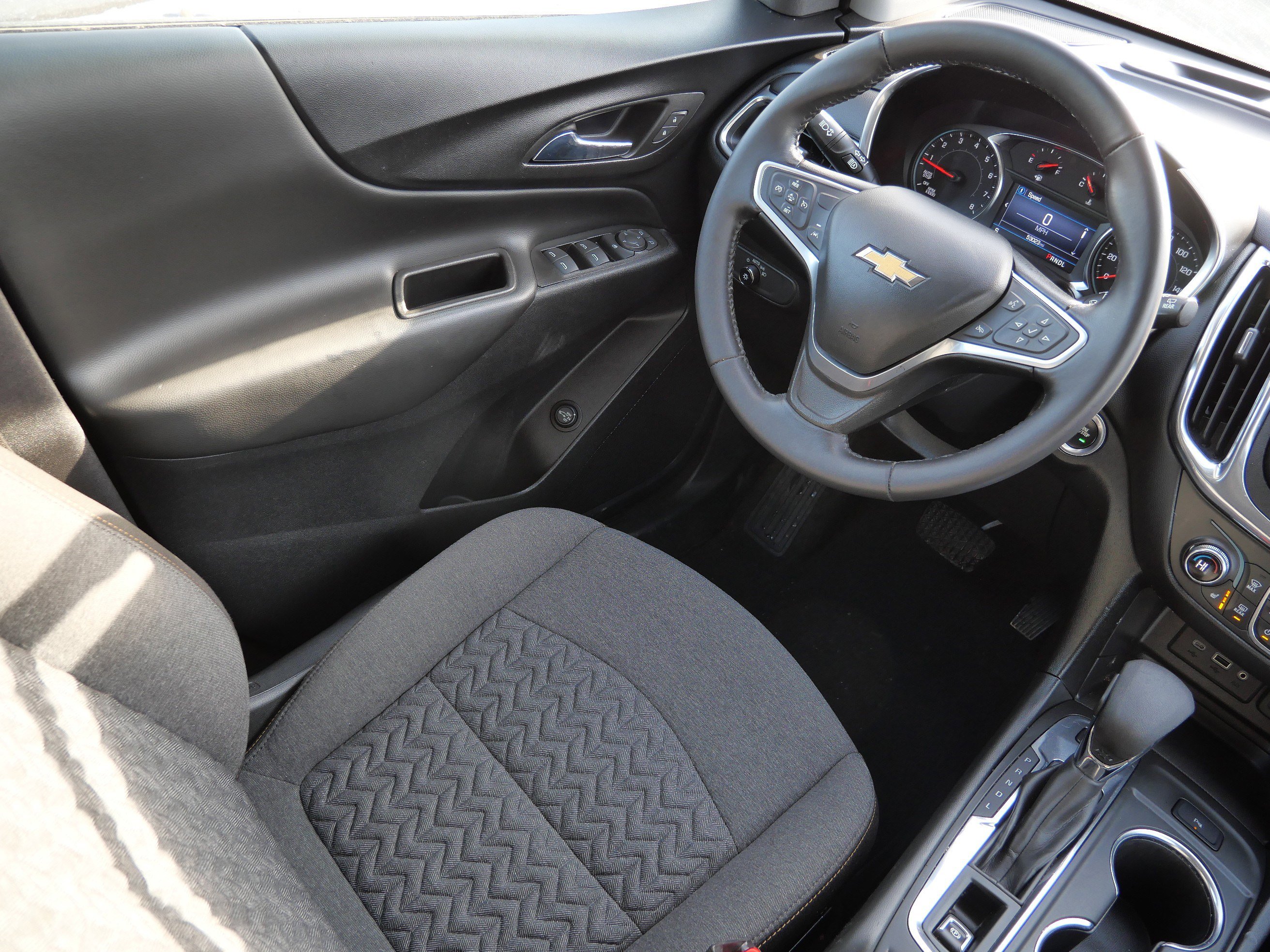 Used 2022 Chevrolet Equinox LT image 9