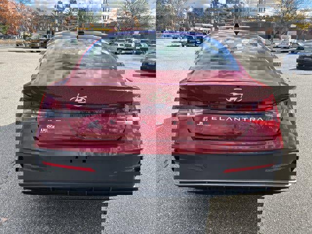 New 2026 Hyundai Elantra SE image 32