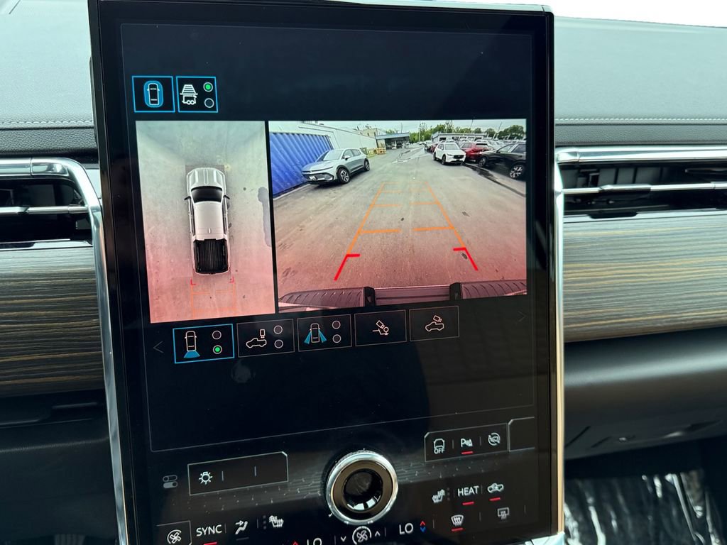 Used 2025 GMC Sierra EV Denali AWD/4WD image 15