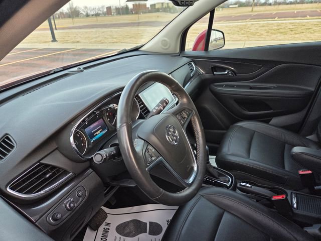 Used 2019 Buick Encore Essence image 12