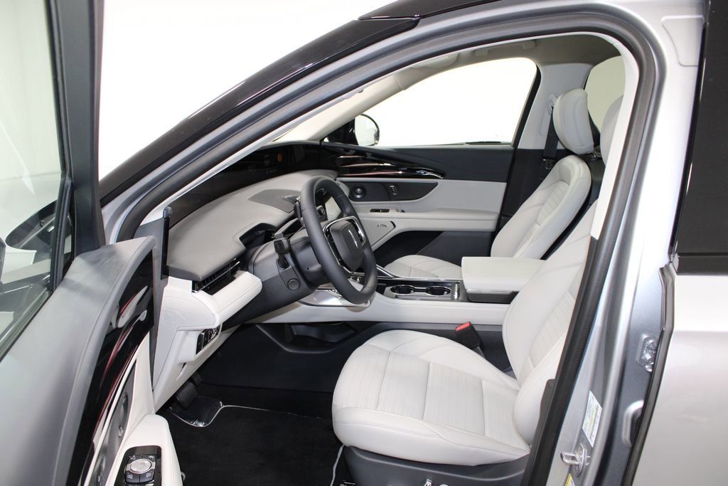 New 2026 Lincoln Nautilus Reserve image 22