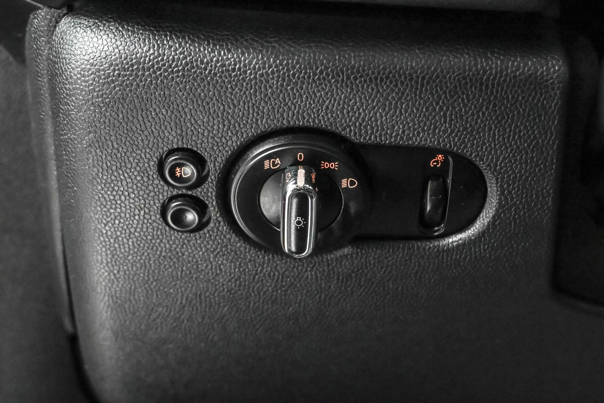 Used 2016 MINI Cooper S image 21