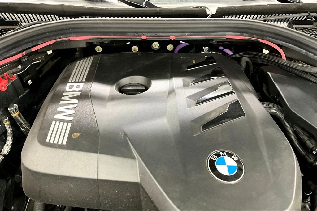 Used 2025 BMW X3 xDrive30i w/ Premium Package image 12