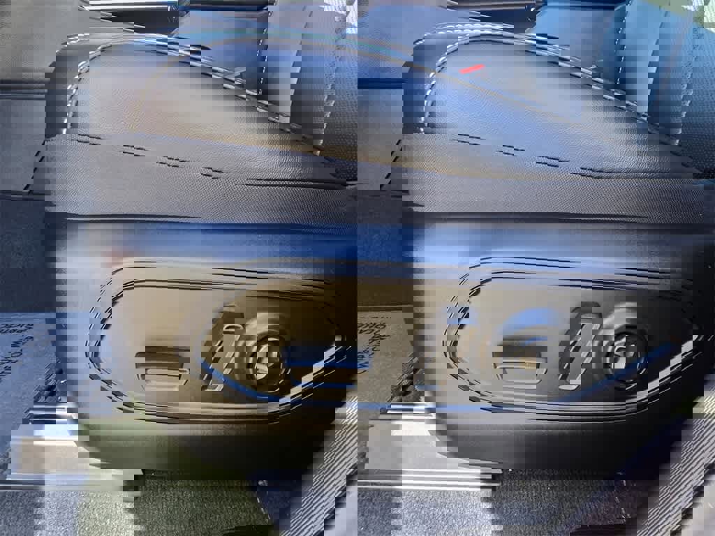 New 2025 Jeep Grand Cherokee Limited image 13