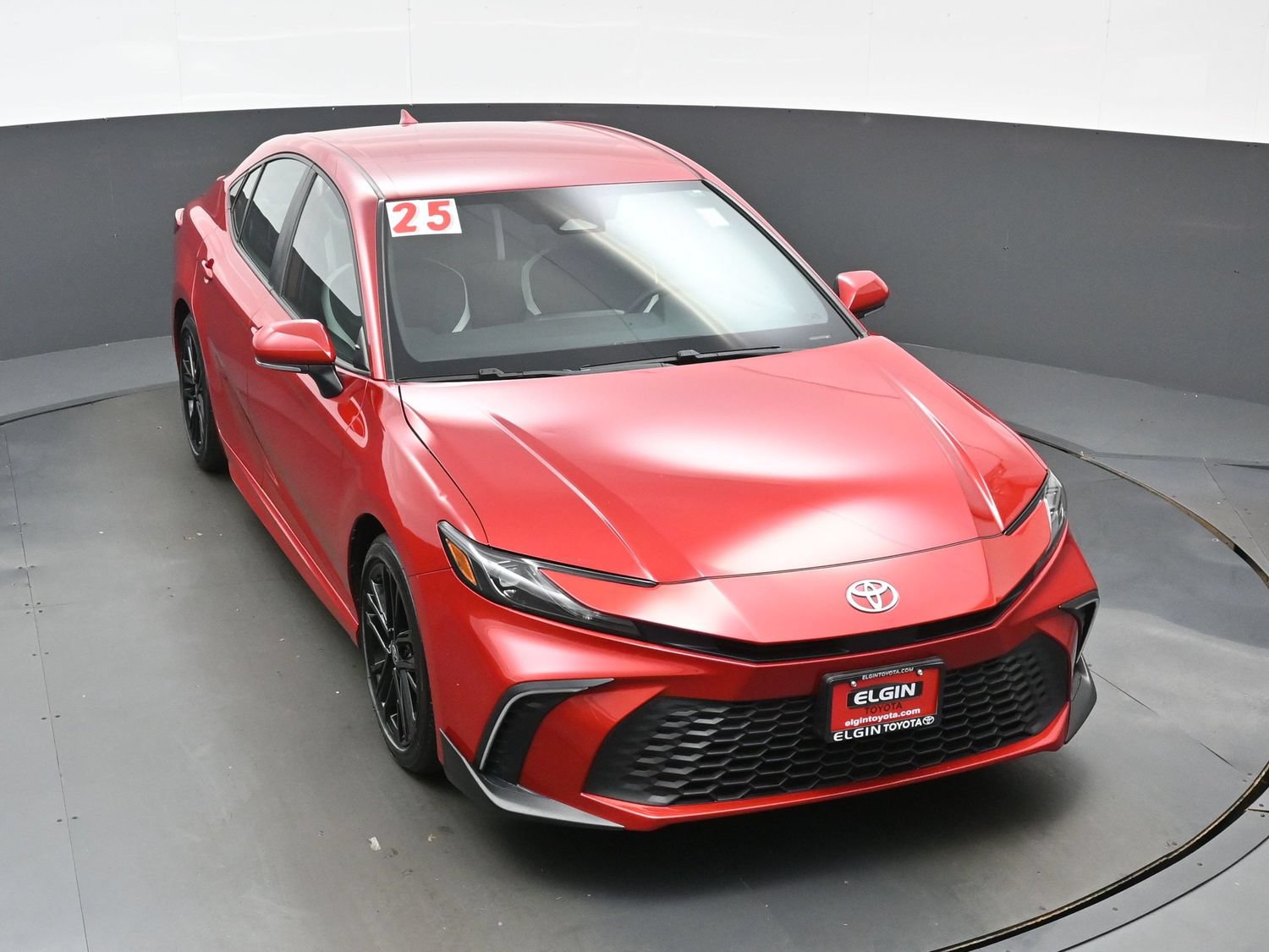 Used 2025 Toyota Camry SE FWD image 36