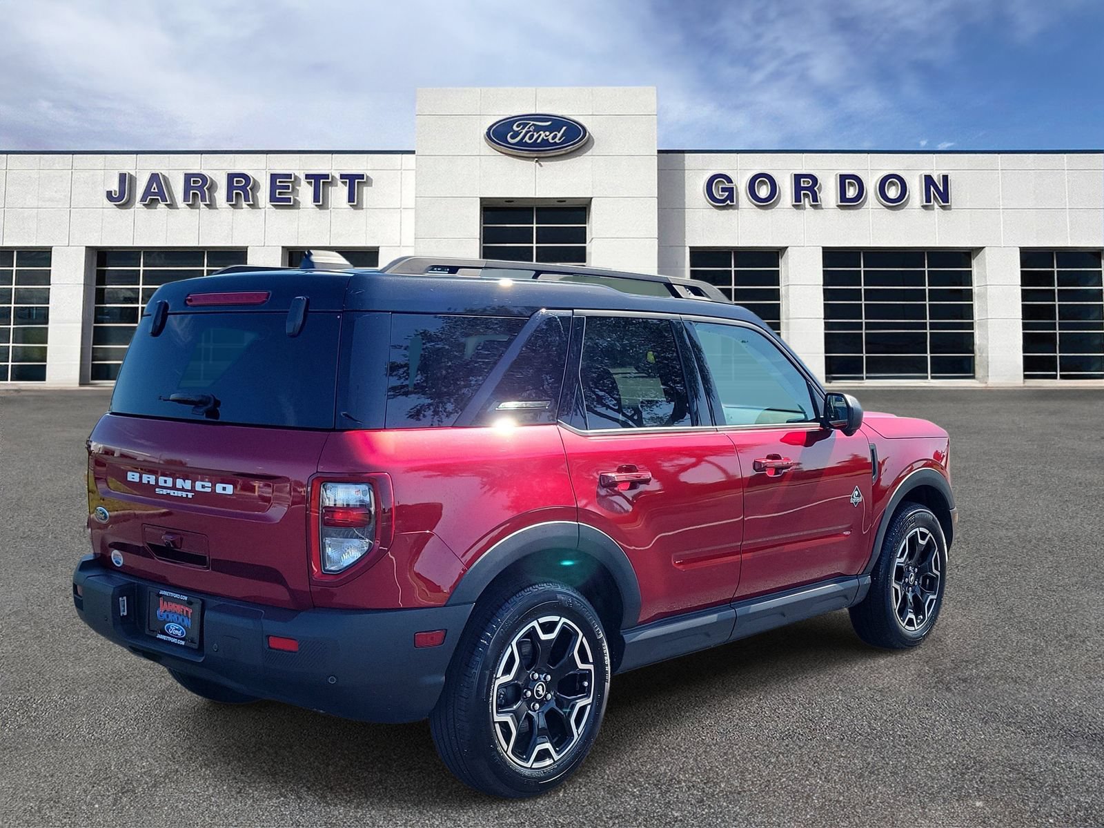 Certified 2025 Ford Bronco Sport Outer Banks w/ Outer Banks Tech Package+ AWD/4WD image 4