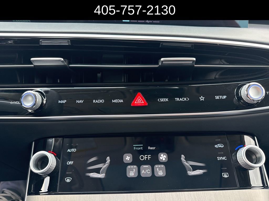 Certified 2026 Genesis GV70 2.5T Select image 22