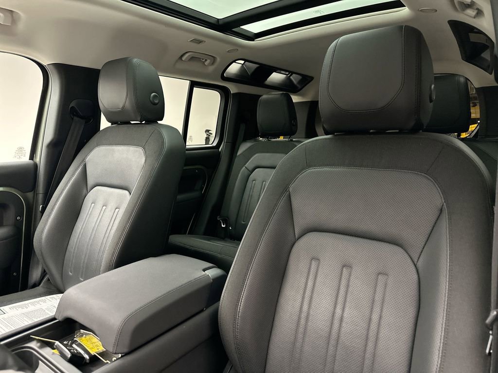 Used 2021 Land Rover Defender 110 S image 10