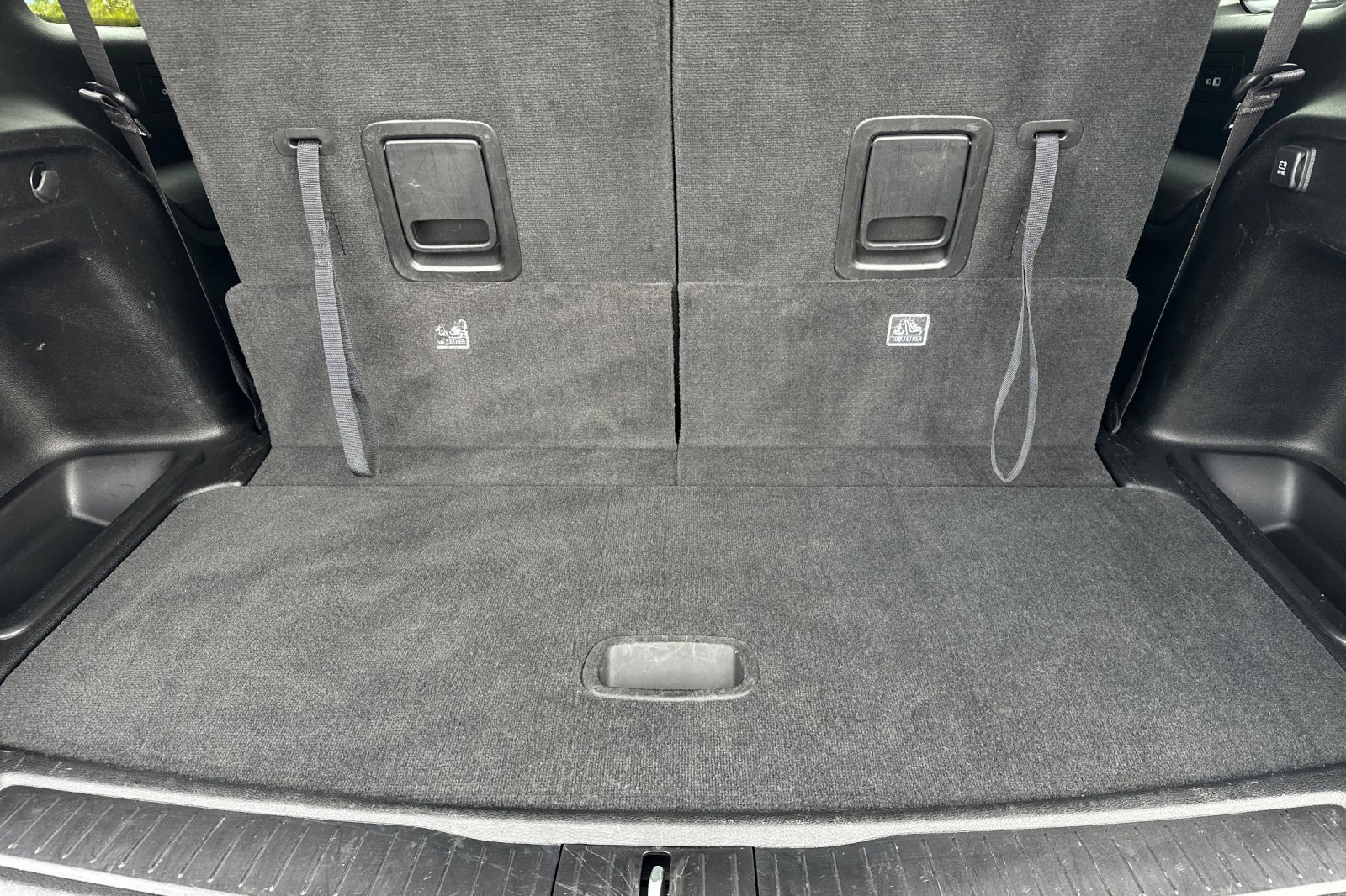 Used 2023 Jeep Grand Cherokee L Limited w/ Trailer Tow Group (B) image 16