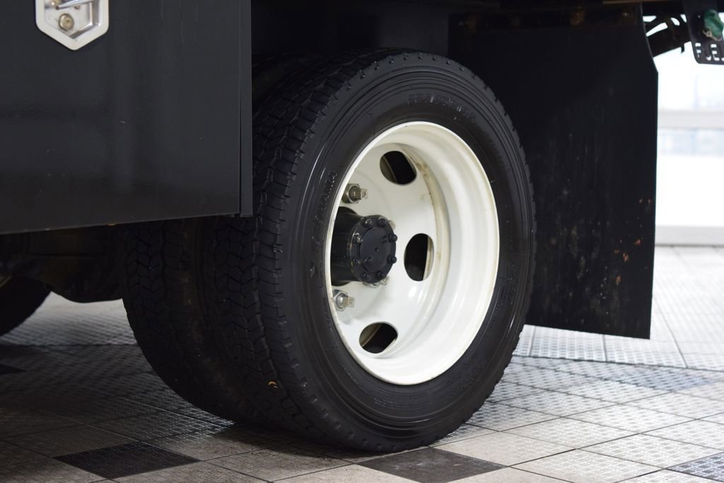 Used 2025 Chevrolet Low Cab Forward 5500XD RWD image 17