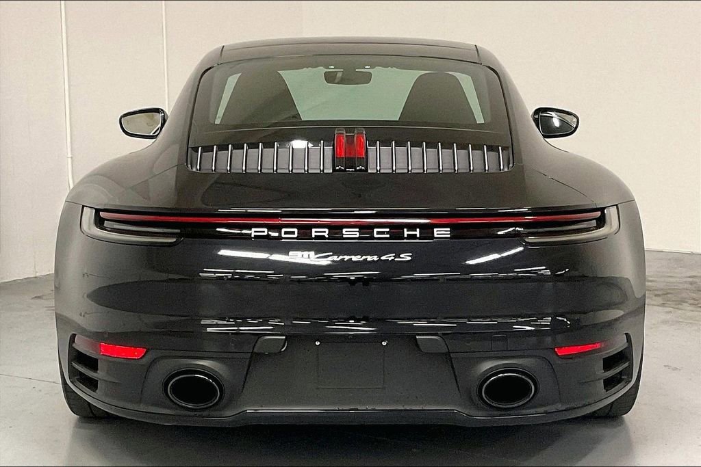 Used 2024 Porsche 911 Carrera 4S w/ Premium Package image 5