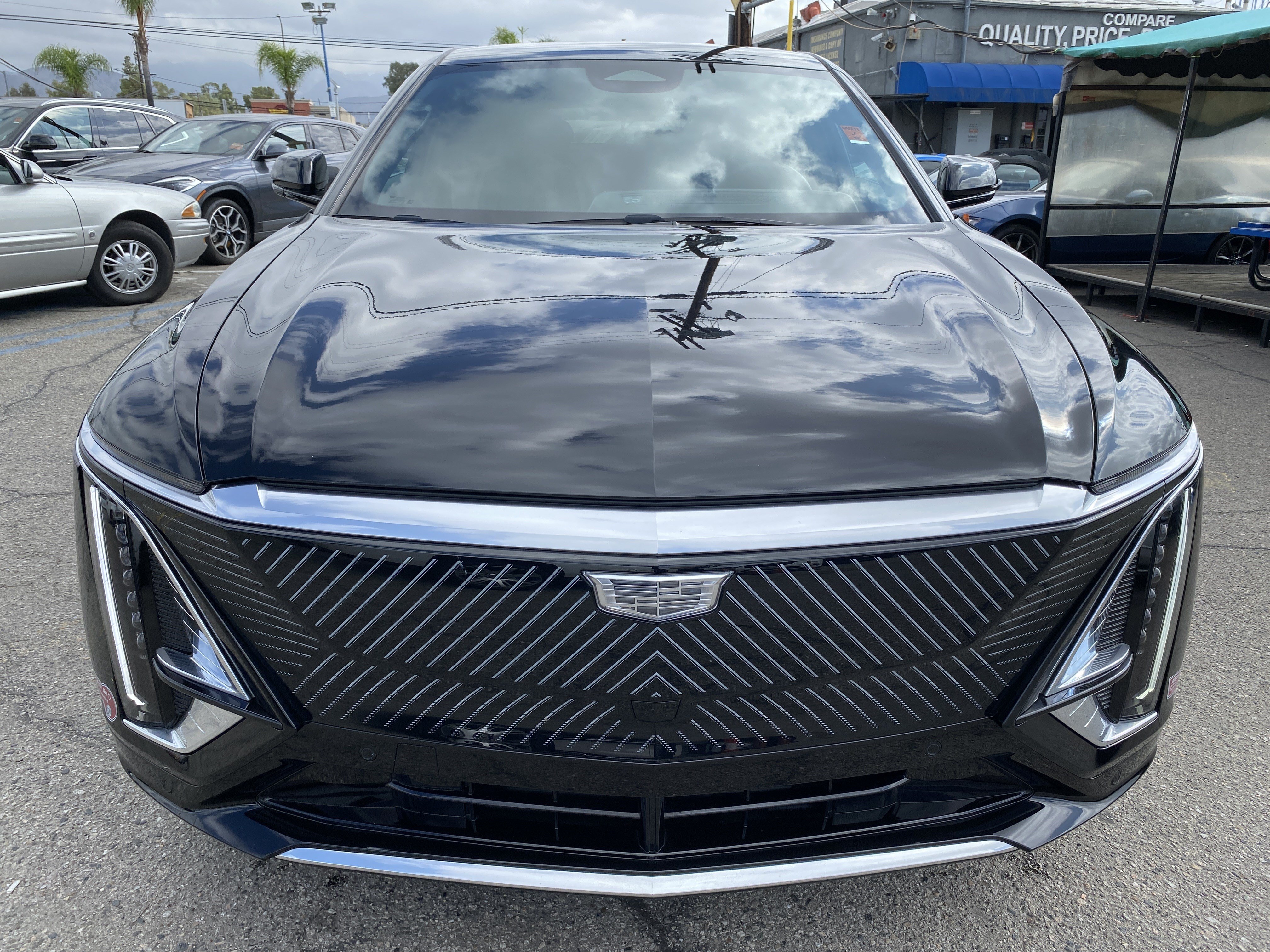 Used 2024 Cadillac Lyriq Tech RWD image 3