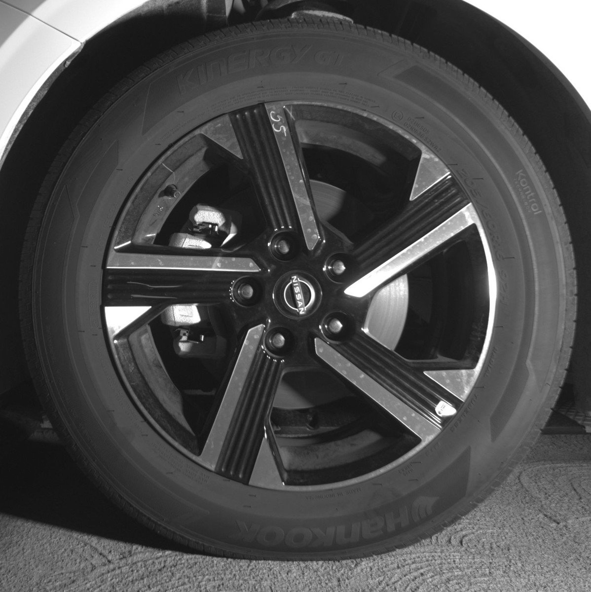 Used 2025 Nissan Sentra SV image 12