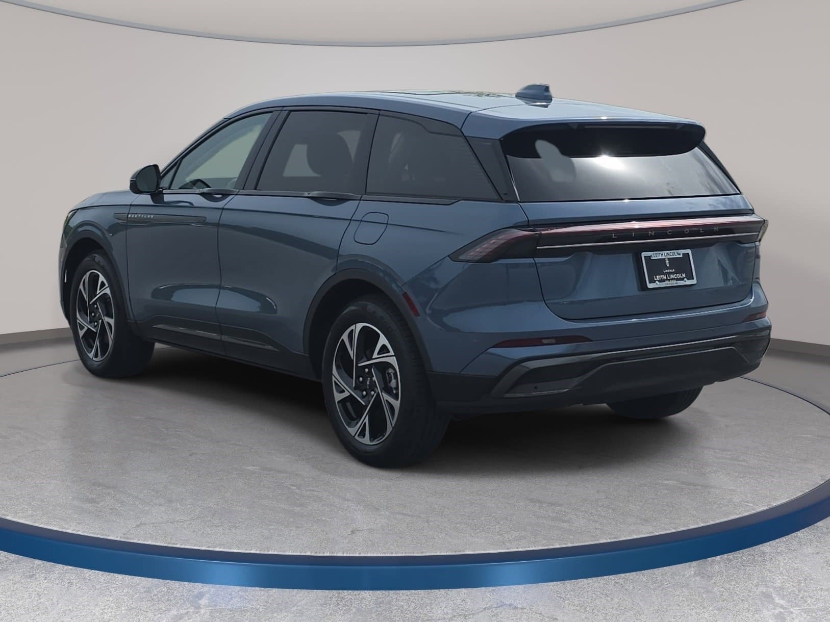 New 2026 Lincoln Nautilus Premier w/ Equipment Group 102A AWD/4WD image 7