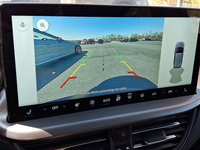 Certified 2025 Ford Escape SE image 19