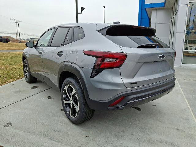 New 2026 Chevrolet Trax RS w/ Driver Confidence Package image 3