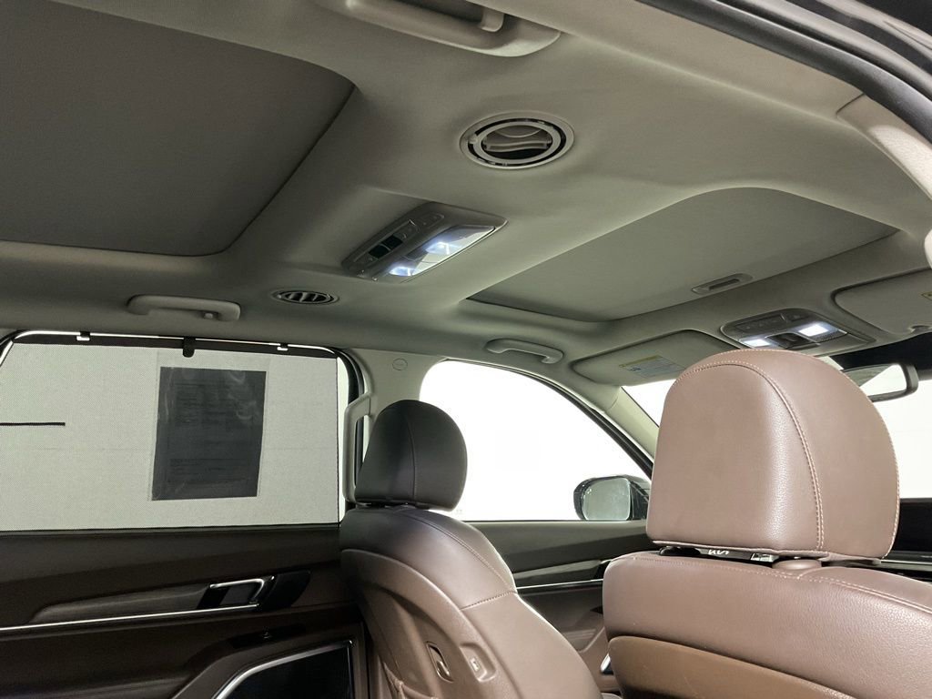 Used 2022 Kia Telluride SX image 2