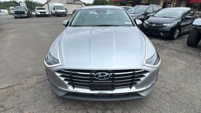 Used 2021 Hyundai Sonata SE FWD image 2