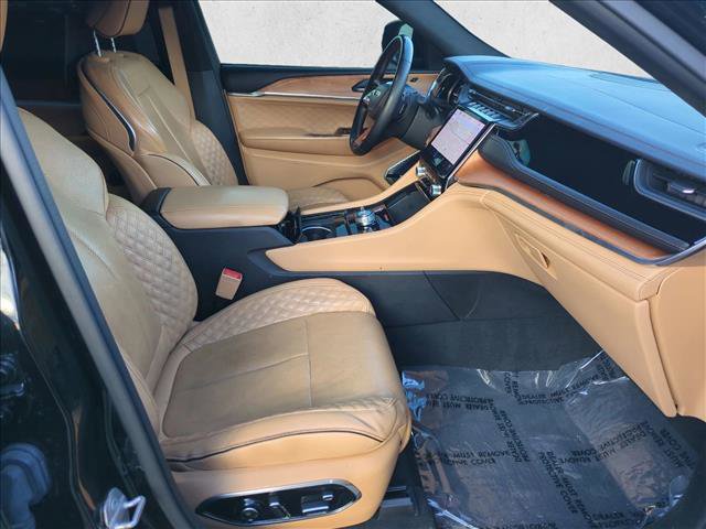 Used 2023 Jeep Grand Cherokee L Summit image 24