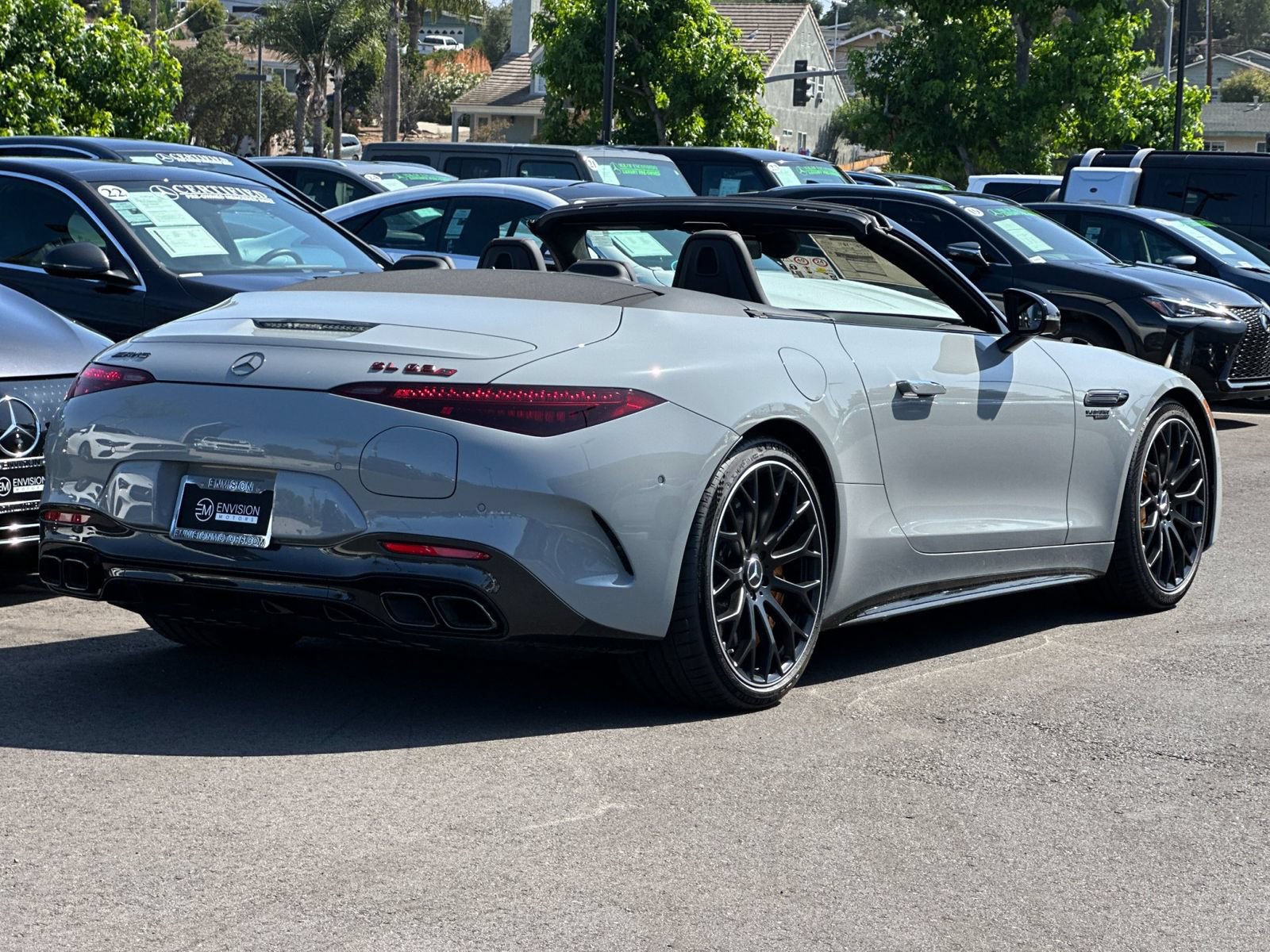Used 2025 Mercedes-Benz SL 63 AMG S e Performance 4MATIC image 3
