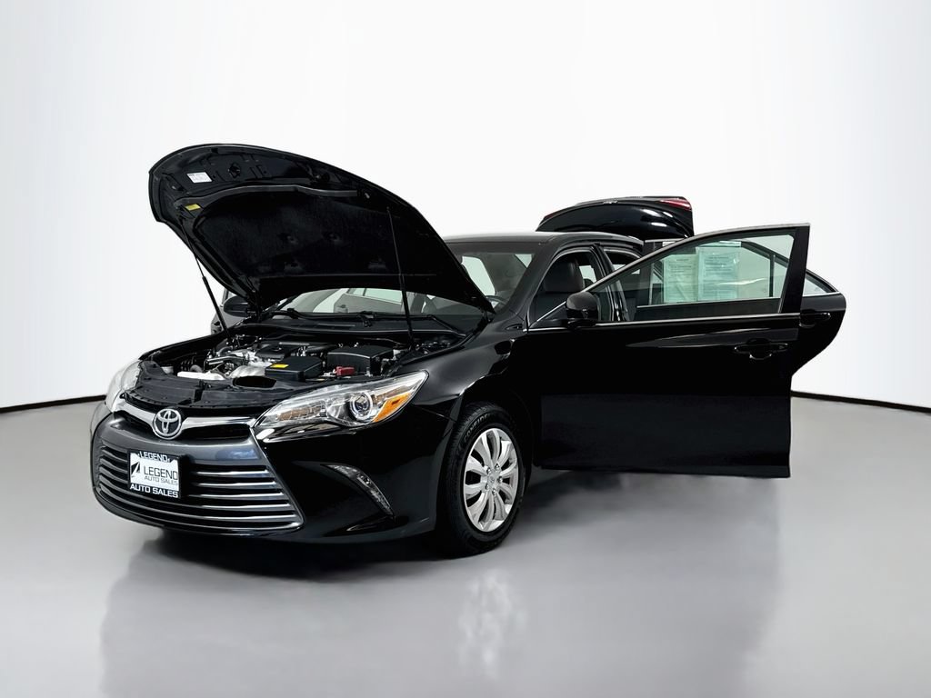Used 2015 Toyota Camry LE FWD image 15