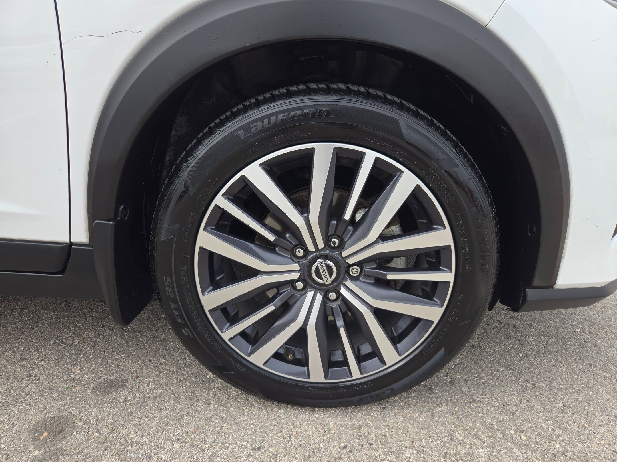 Used 2021 Nissan Kicks SV FWD image 28