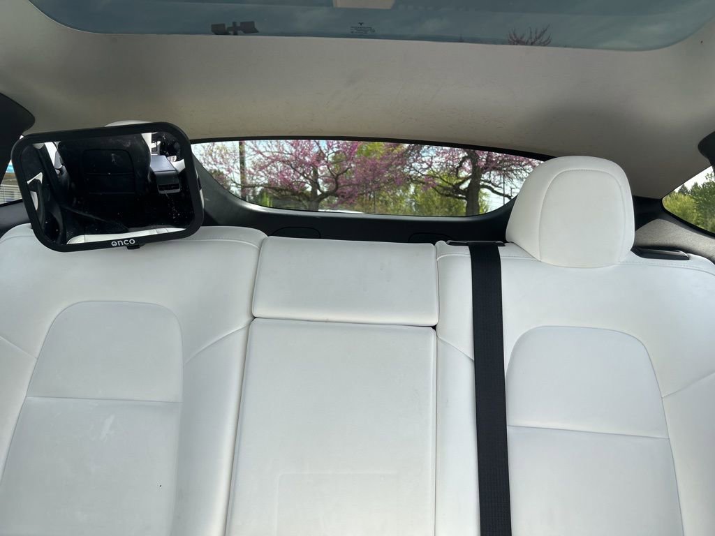 Used 2022 Tesla Model Y Performance AWD/4WD image 8