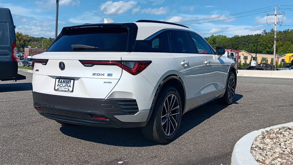 Used 2024 Acura ZDX A-Spec AWD/4WD image 5