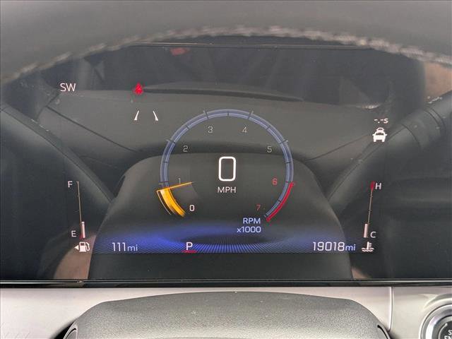 Used 2025 Chevrolet Trax LT w/ LT Convenience Package image 11