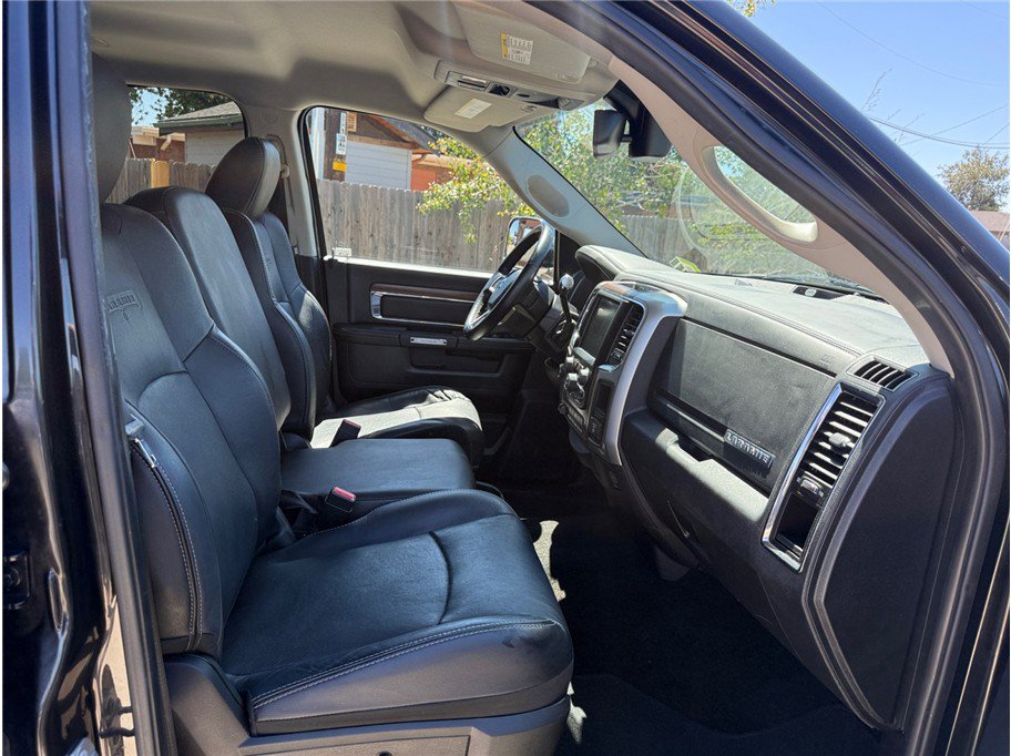 Used 2016 RAM 3500 Laramie AWD/4WD image 36