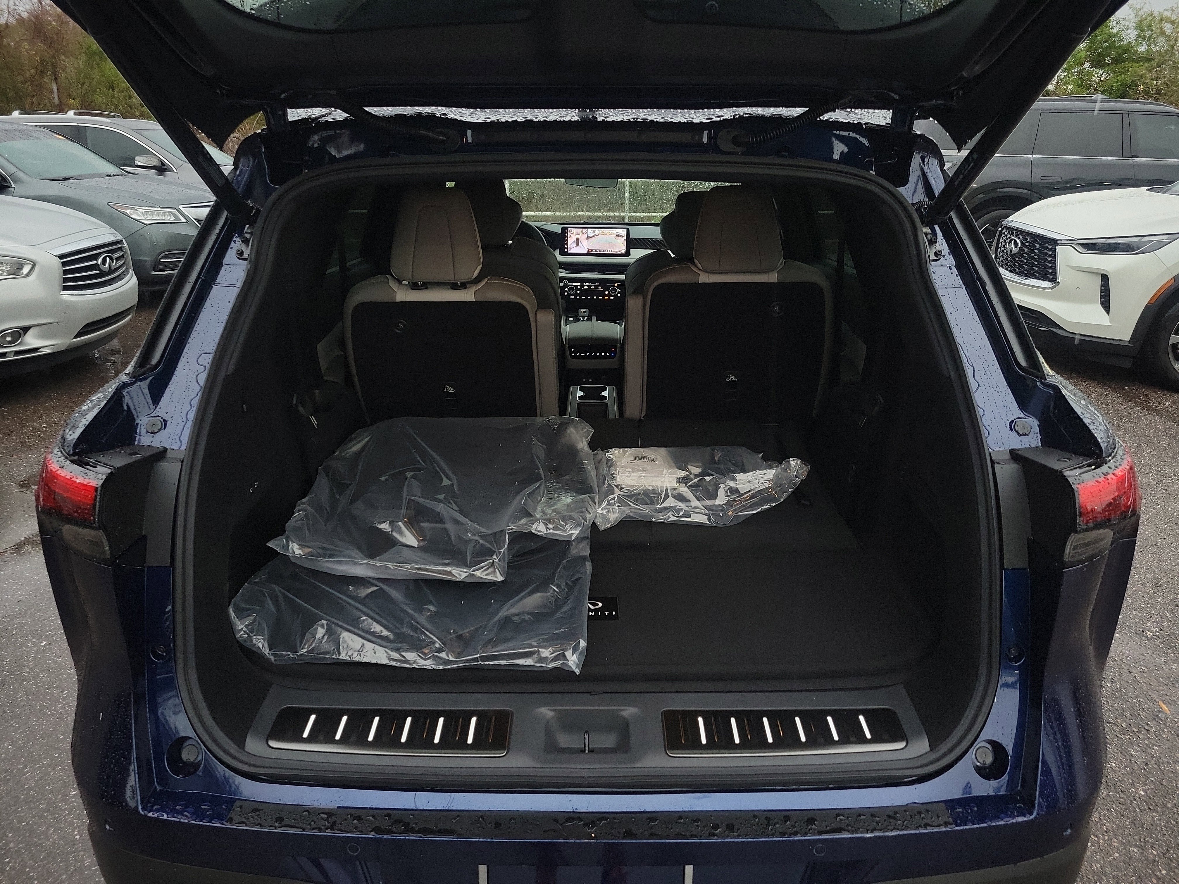 New 2026 INFINITI QX60 Autograph w/ Dark Cargo Package image 28