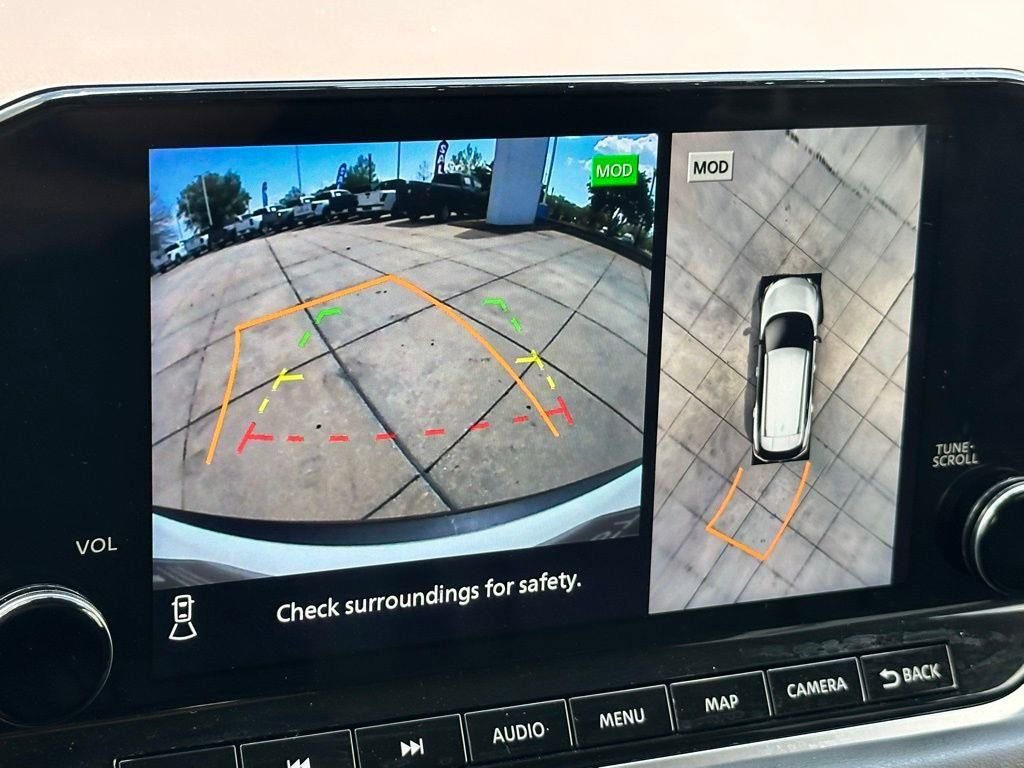 Used 2023 Nissan Rogue SL w/ SL Premium Package FWD image 13