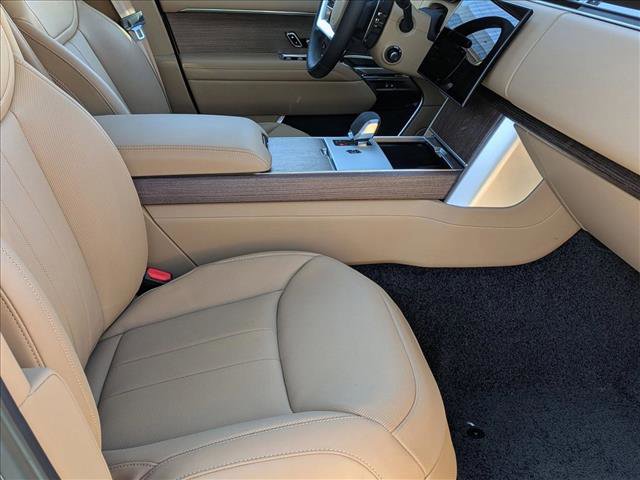 New 2026 Land Rover Range Rover SE AWD/4WD image 18