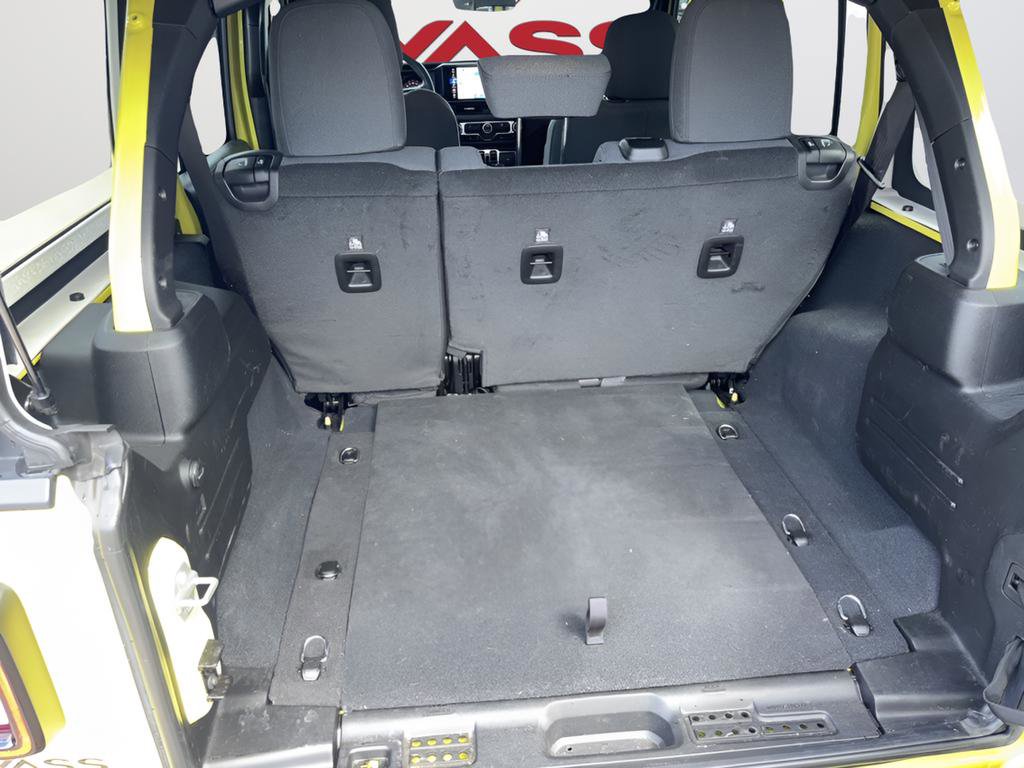 Used 2024 Jeep Wrangler Sport S image 32