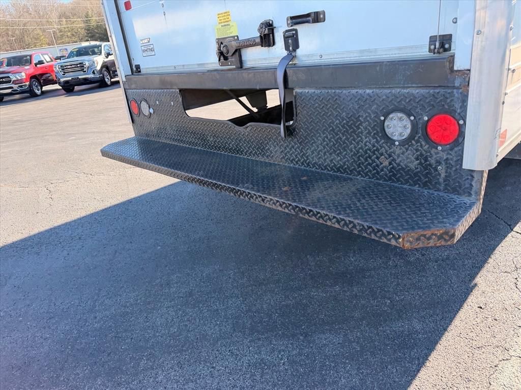 Used 2023 Chevrolet Express 4500 Extended w/ Power Convenience Package image 7